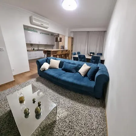 Charmoso Apartamento Em Com 2 Quartos * Amadora