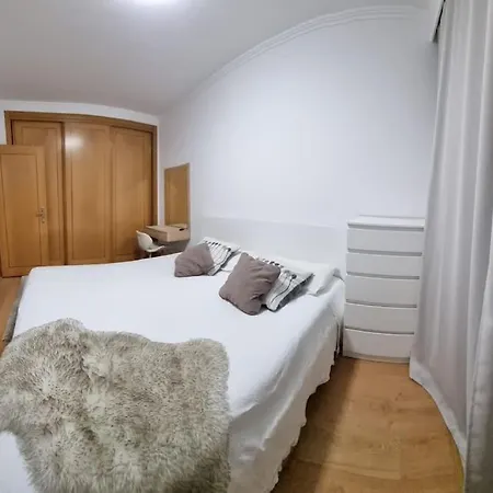 Appartement Charmoso Apartamento Em Com 2 Quartos Amadora